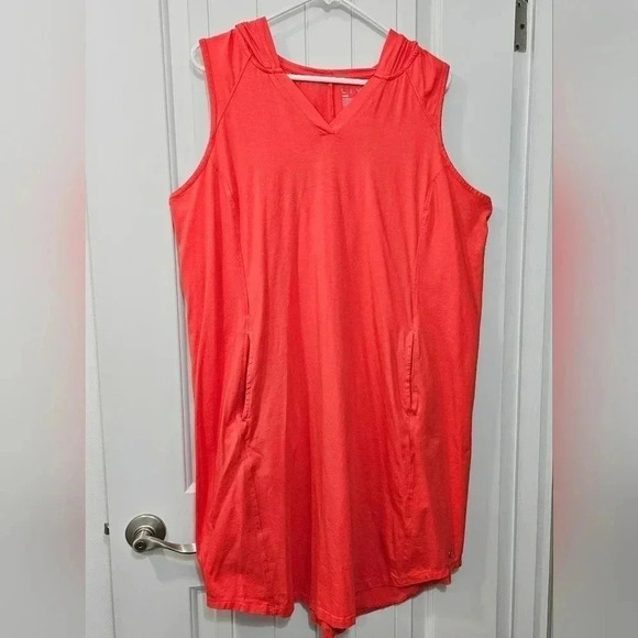 LIVI Active Athletic Hooded Dress/Cover up - Size 18/20 - Hibiscus (Orange) - Picture 4 of 6